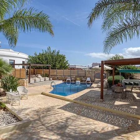 Sunshine With Private Pool By Estia Hersonissos (Crete)