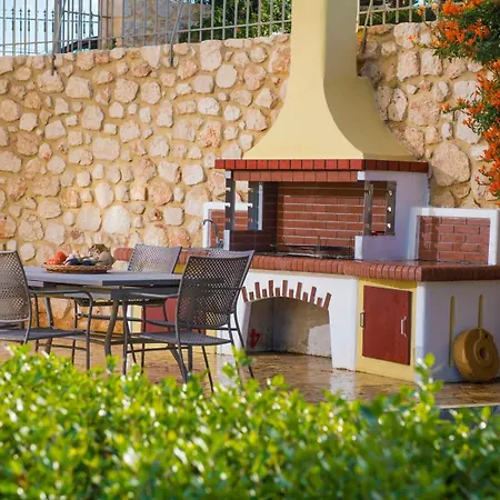Sunshine With Private Pool By Estia * Hersonissos (Crete)