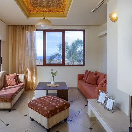 Sunshine With Private Pool By Estia 赫索尼索斯