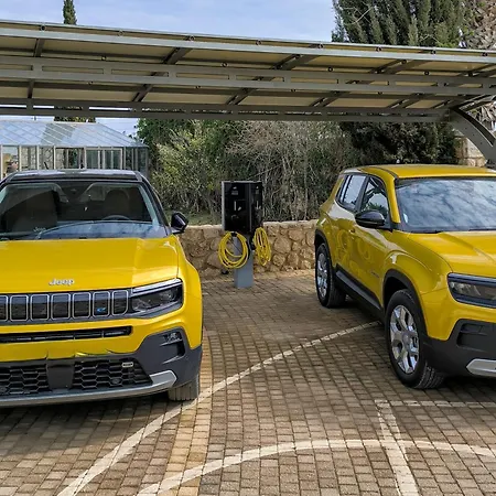 Sunshine With Private Pool By Estia بيت للعطل *